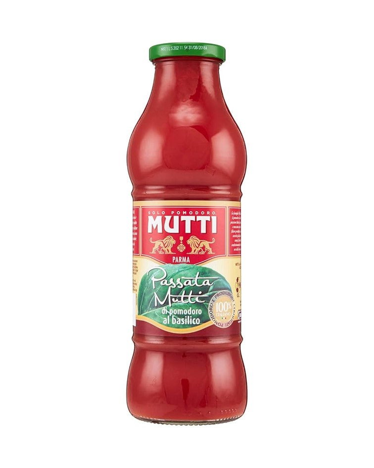 Mutti Passata Sieved Tomato with Basil 700g